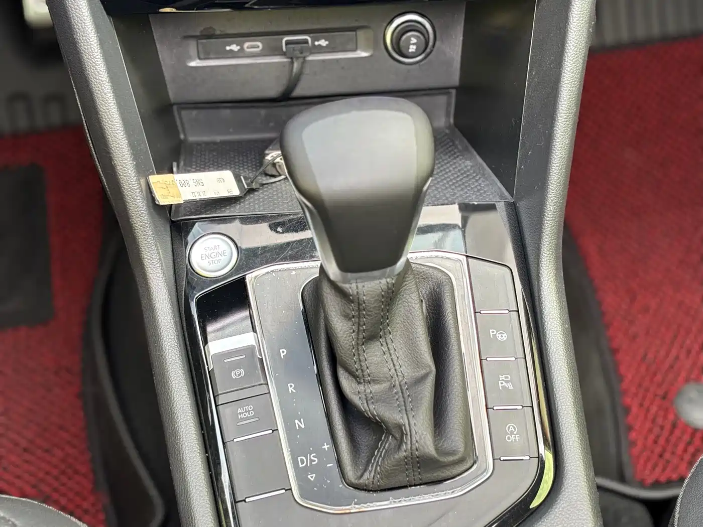 Volkswagen Tiguan L 2022 330TSI Auto 2WD R-Line Premium Edition фото 7