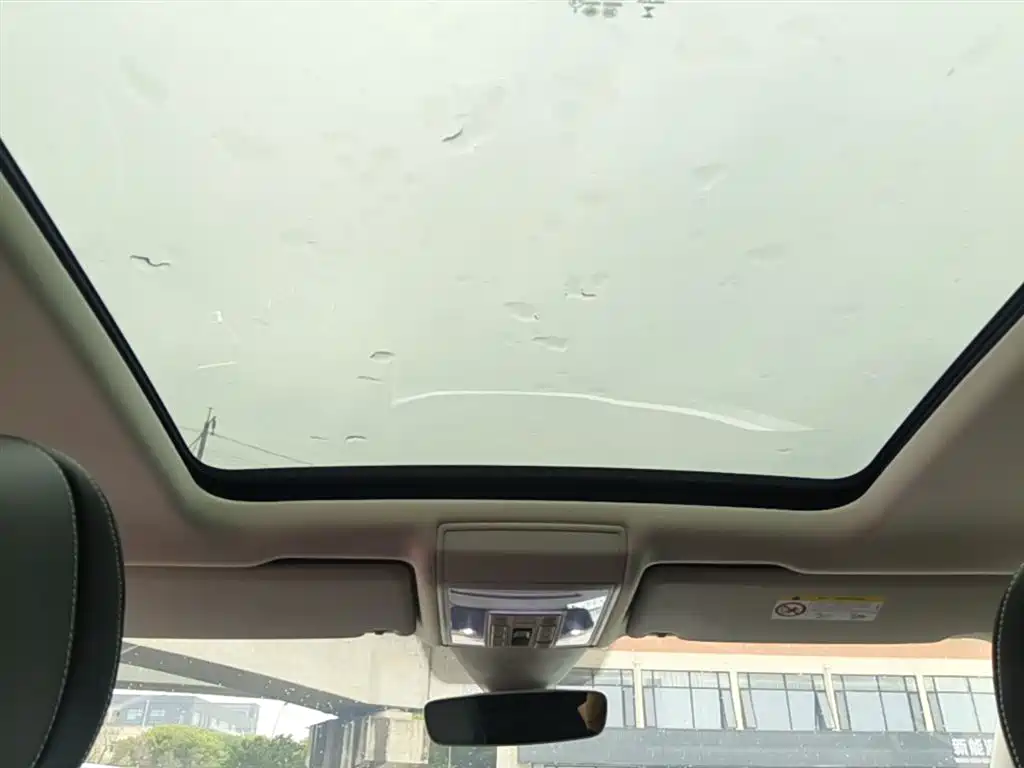 VOLKSWAGEN TOURANG