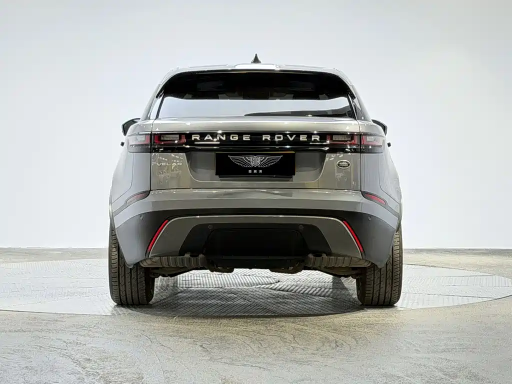 Фото 3 - Land Rover Range Rover Velar