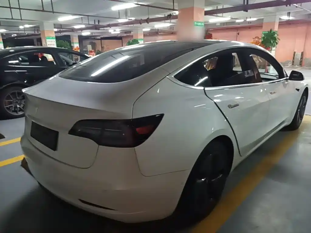 Photo 7 - Tesla Model 3 (Import)