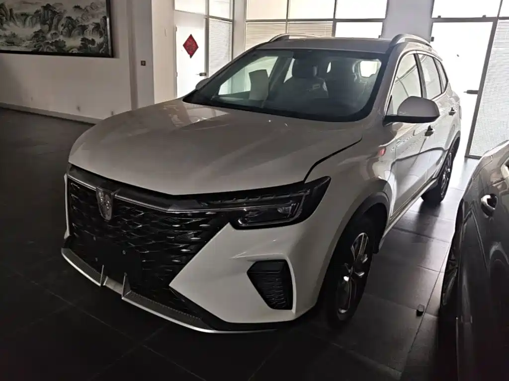 Roewe RX5 2025 2023 PLUS 330TGI Automatic Trend-leading Smart Benefit Edition