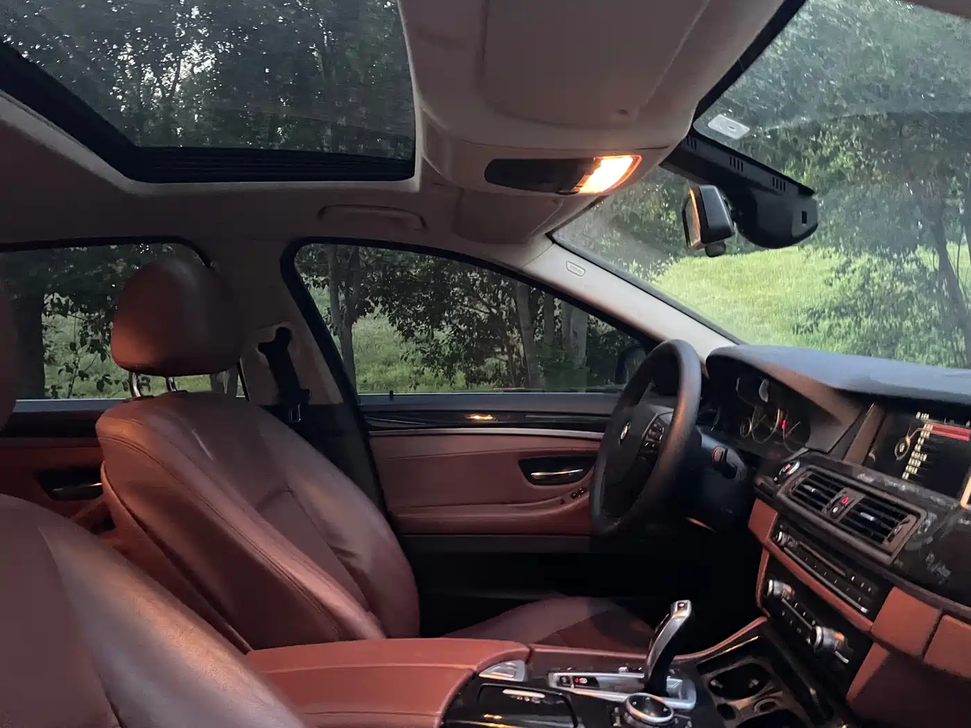 BMW 5 Series 2014 520Li Elegance фото 7