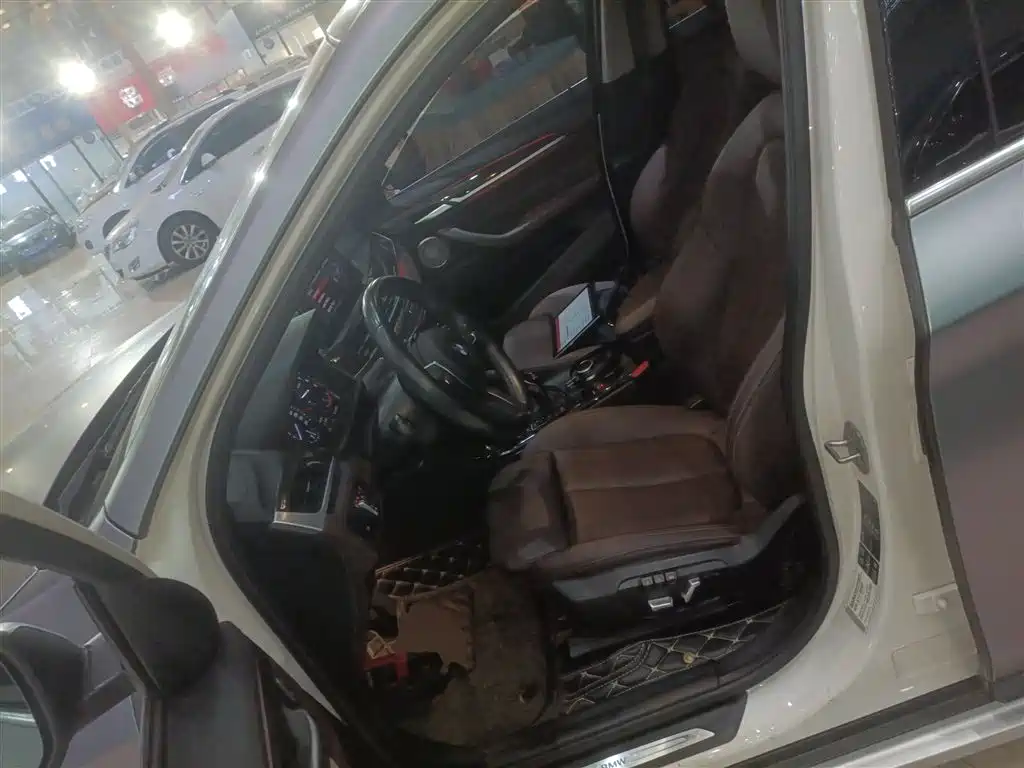 BMW X1 2021 xDrive25Li Exclusive фото 12