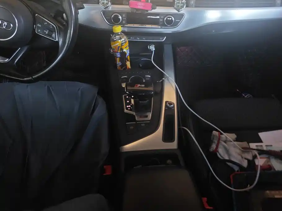 Photo 16 - Audi A4L