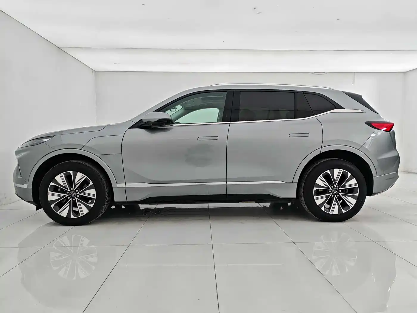Buick E5 2025 2025 Model 620KM Premium Edition