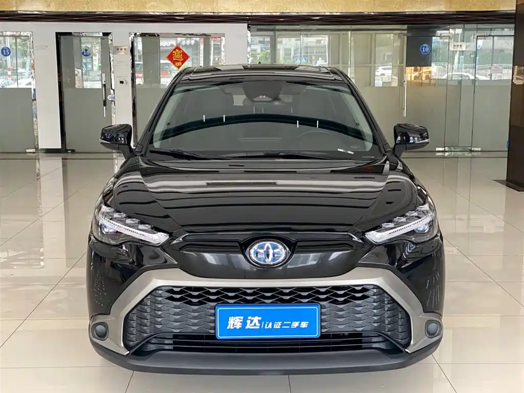 Toyota Frontlander 2023 2.0L Smart Hybrid Dual Engine Luxury Edition фото 2