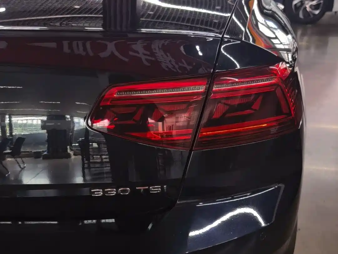 Volkswagen Magotan 2020 330TSI DSG Leading фото 14