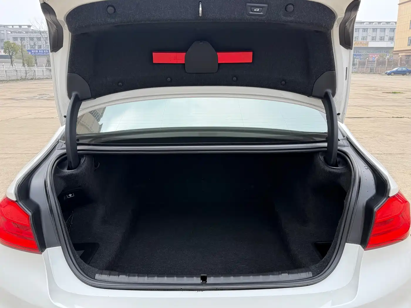 BMW 5 Series 2018 Facelift 530Li Leading M Sport Package фото 22