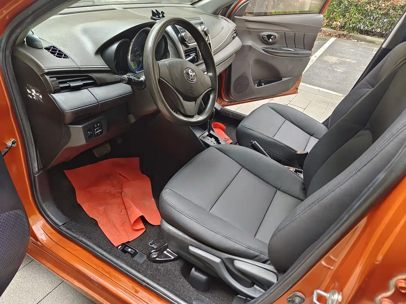 Toyota Vios 2014 1.5L Automatic Wisdom Edition фото 10
