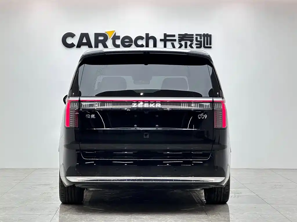 ZEEKR 009 2025 2024 7-Seat Aisle AWD Version 108kWh