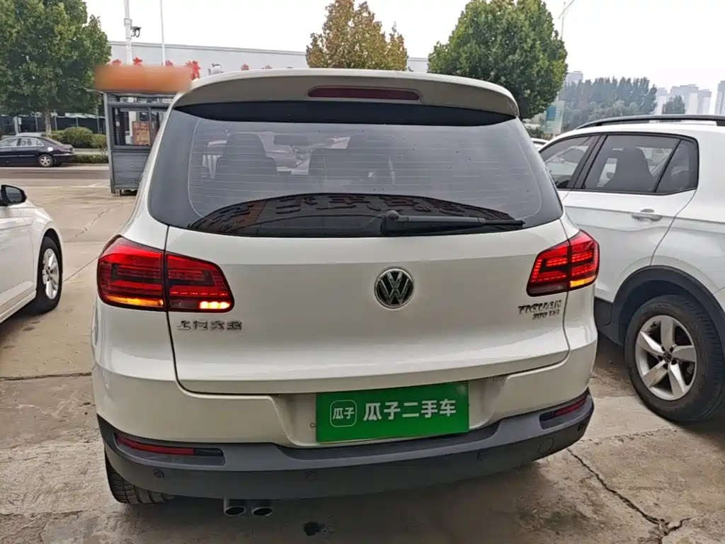 صورة 6 - Volkswagen Tiguan