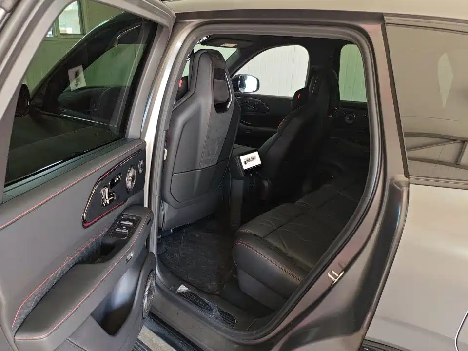 ZEEKR 8X 2026 2026 Model Dark Edition 5-Seater