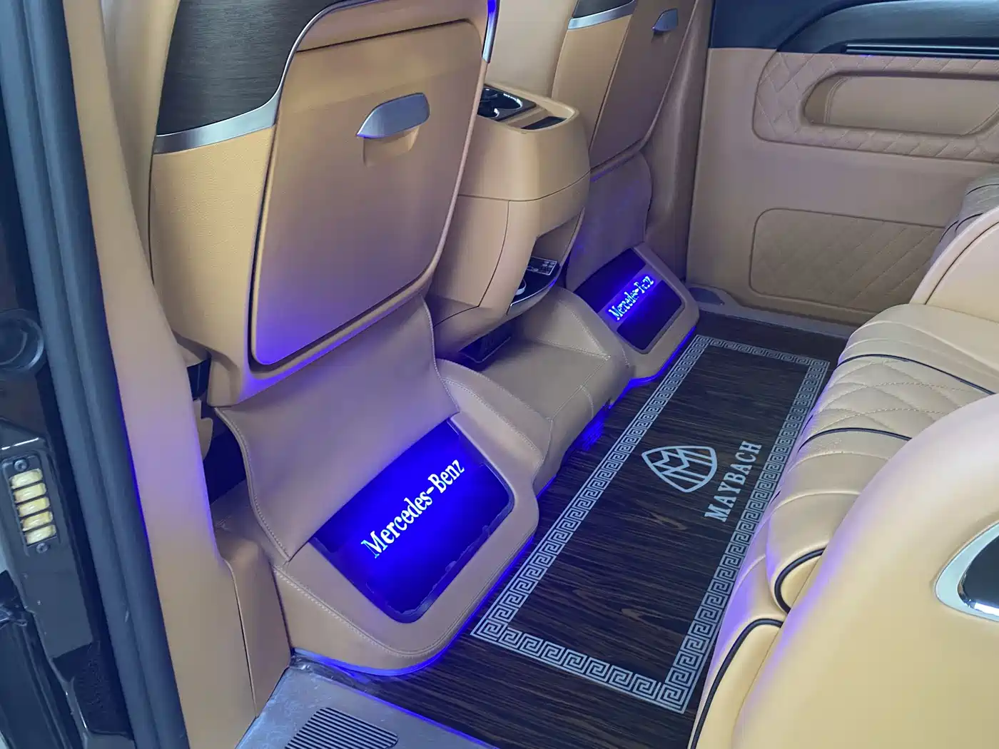 Mercedes-Benz Vito 2021 2.0T Business Edition 7-seater фото 7