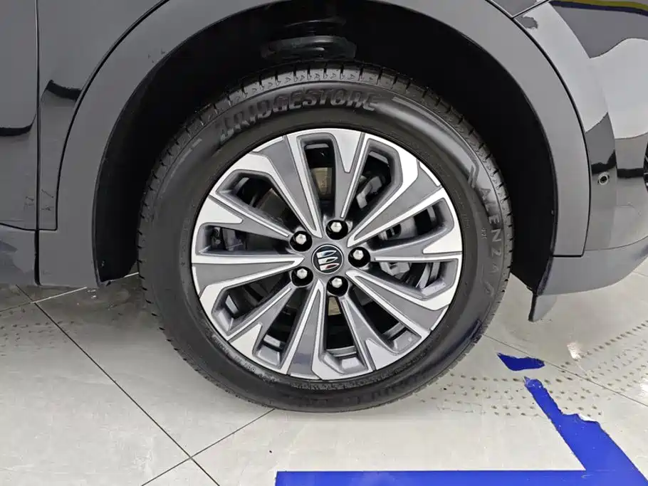 Buick Envision Plus 2025 2025 Enclave Plus 28T 2WD Platinum Edition
