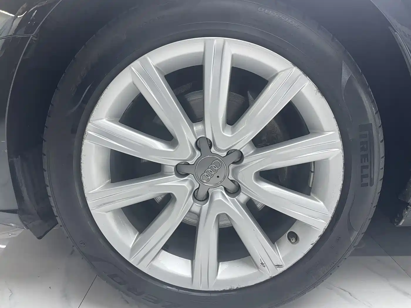 Audi A6L 2014 2014 35 FSI Comfort