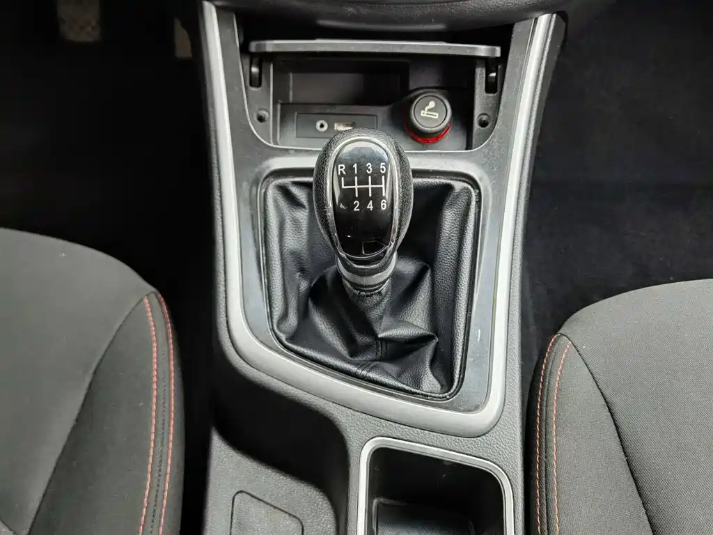 Baojun 560 2016 2016 1.8L Manual Comfort