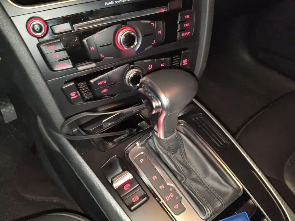 Audi A4L 2013 35 TFSI Automatic Standard фото 7