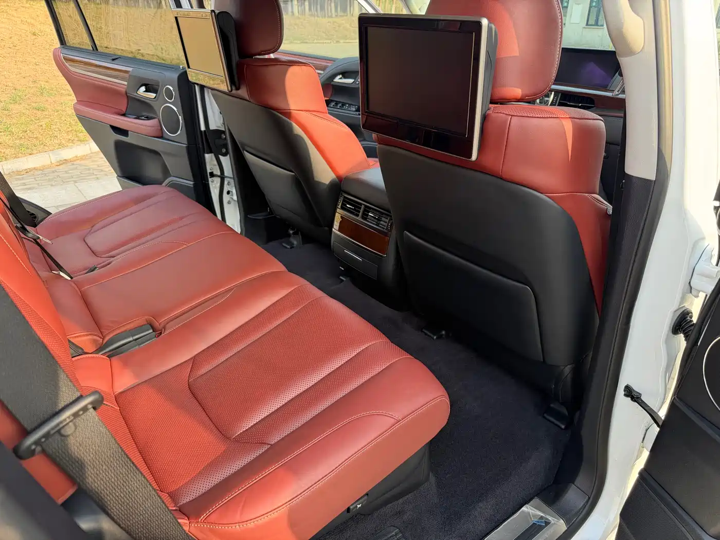 Lexus LX 2017 570 Prestige Luxury фото 22