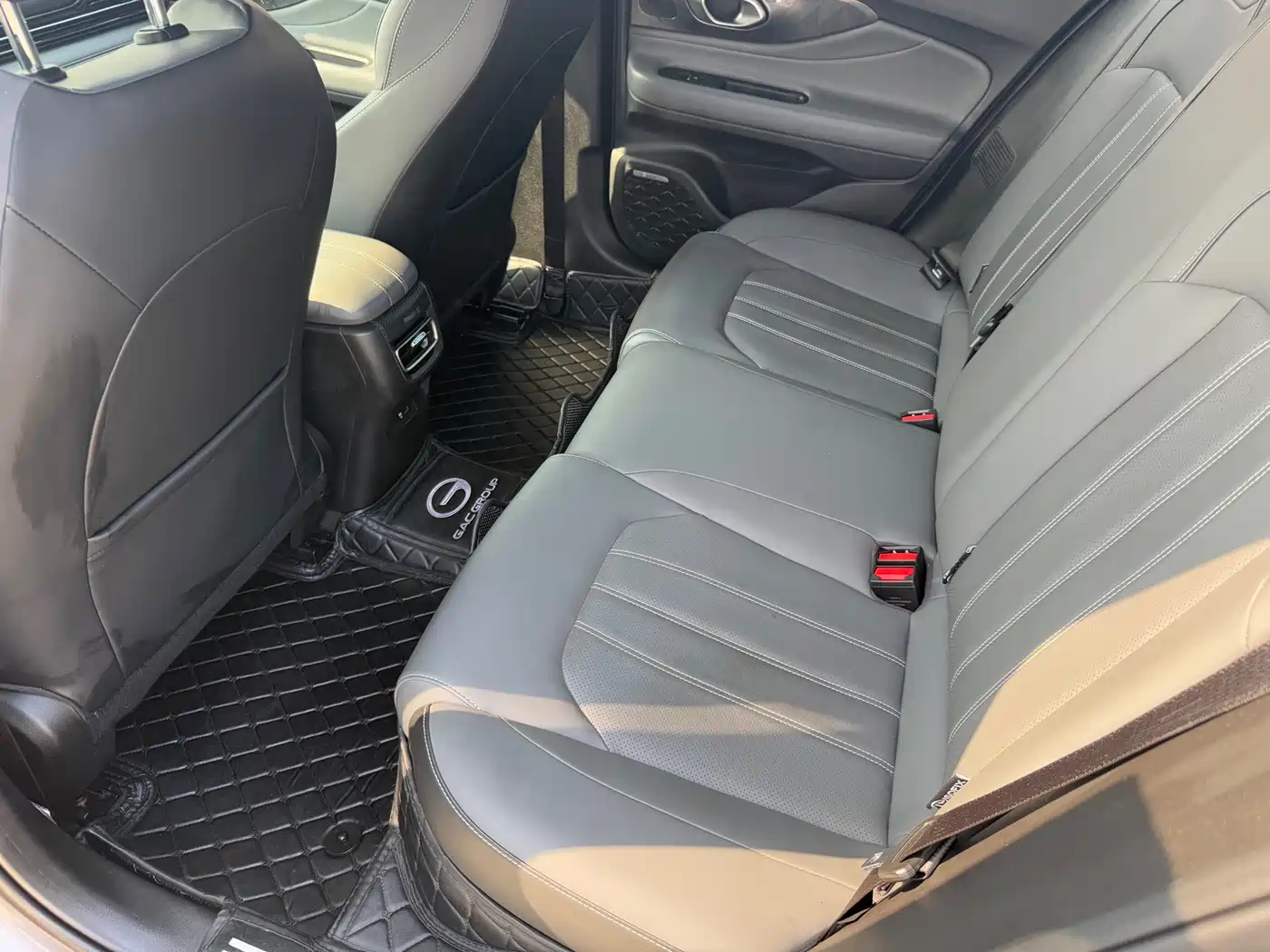 GAC Trumpchi Trumpchi Emkoo 2024 Model 270T DCT Shadow Leopard R-Style Edition фото 13