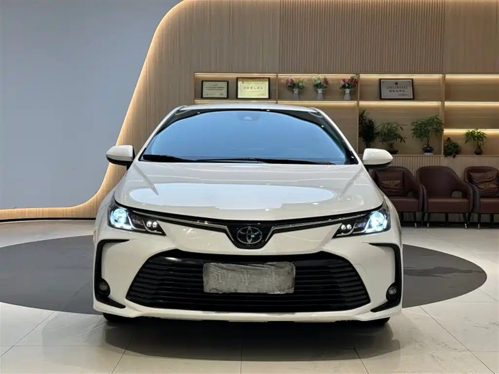 Toyota Corolla 2021 1.2T S-CVT Pioneer Edition фото 8