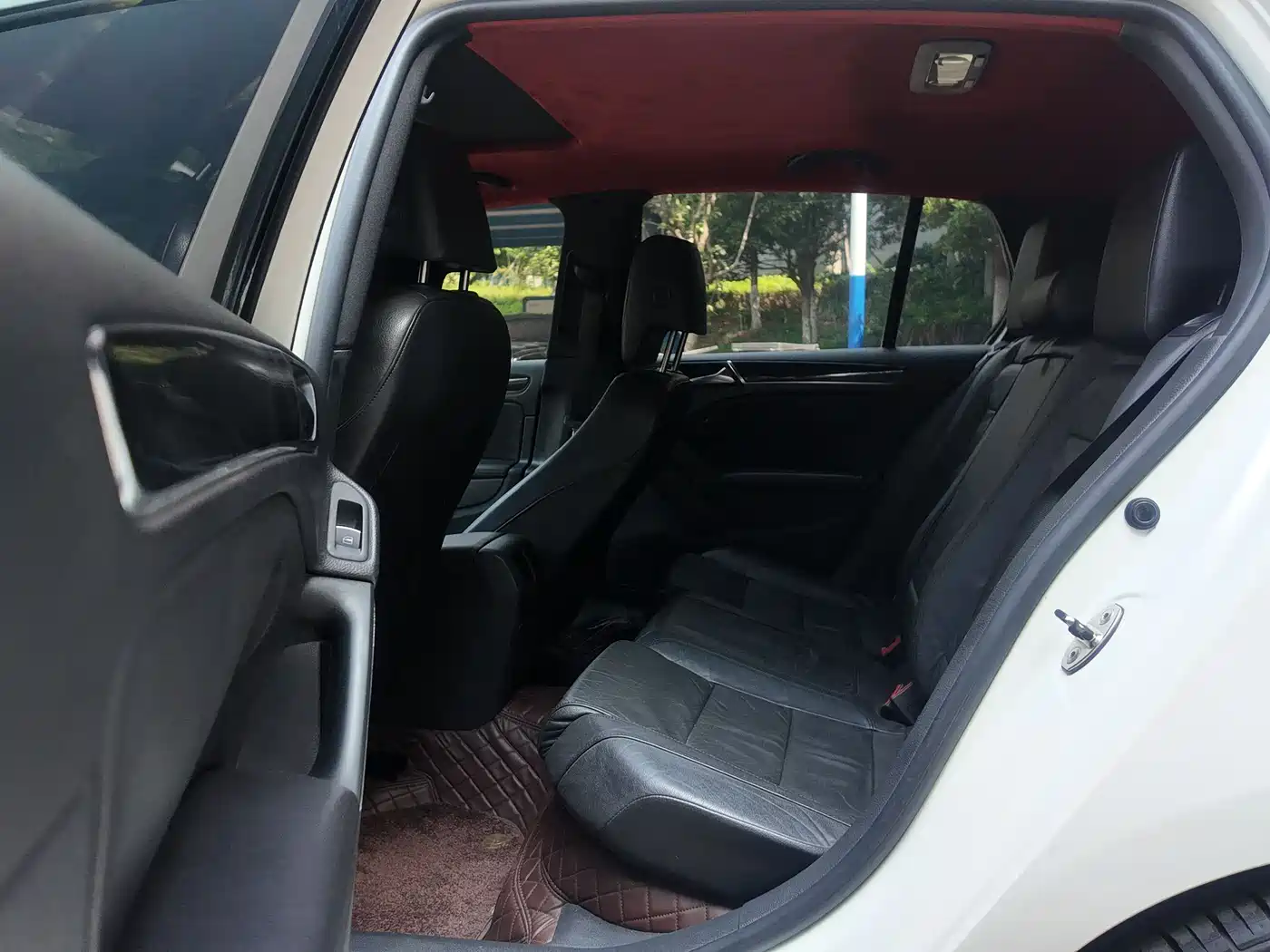Volkswagen Golf GTI 2012 2.0TSI GTI фото 21