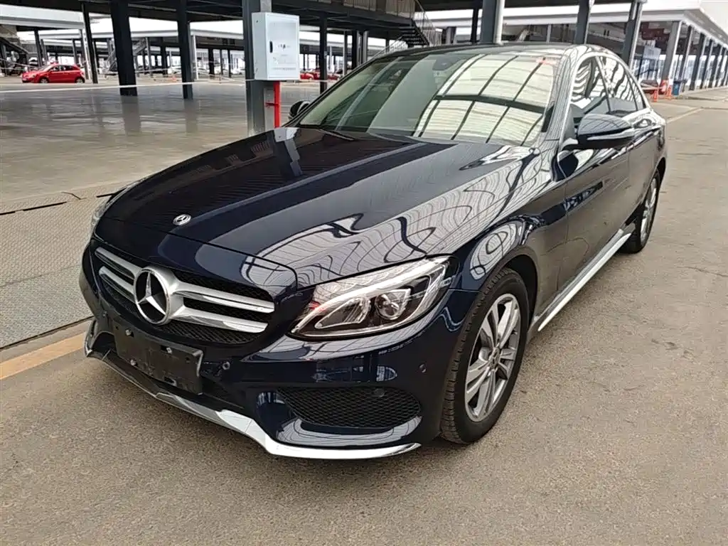 Фото 2 - Mercedes-Benz C-Class