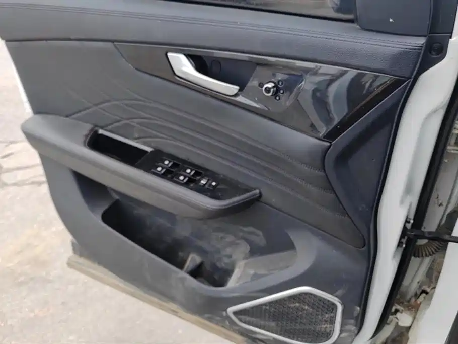 SINOTRUK VGV VGV U70