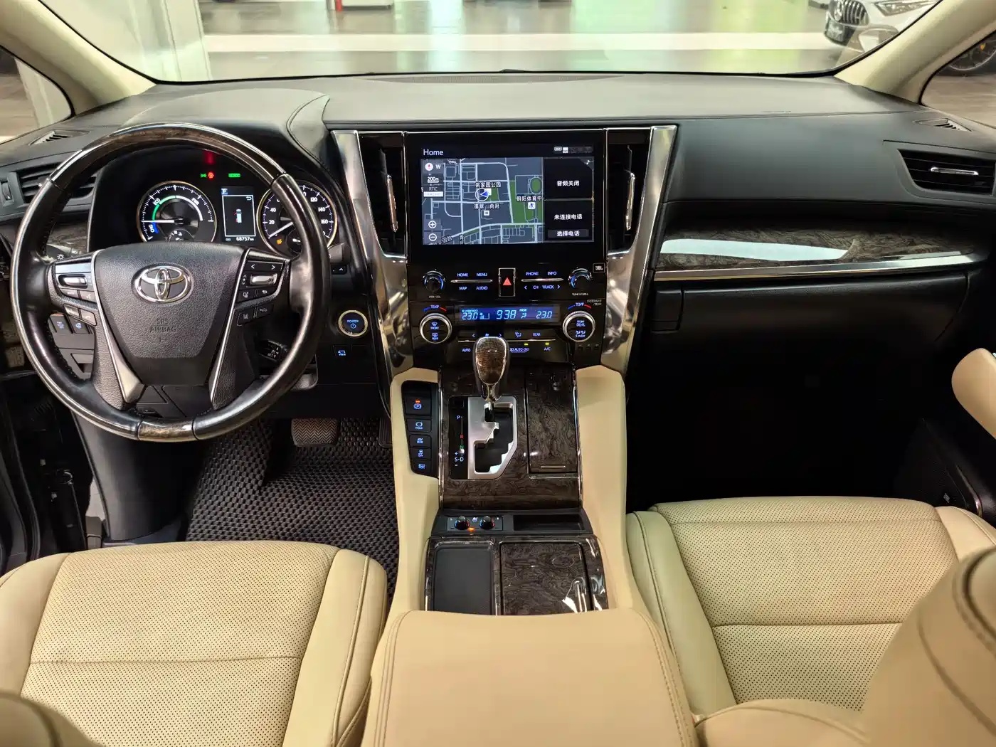 Toyota Alphard 2021 Hybrid 2.5L Premium фото 9