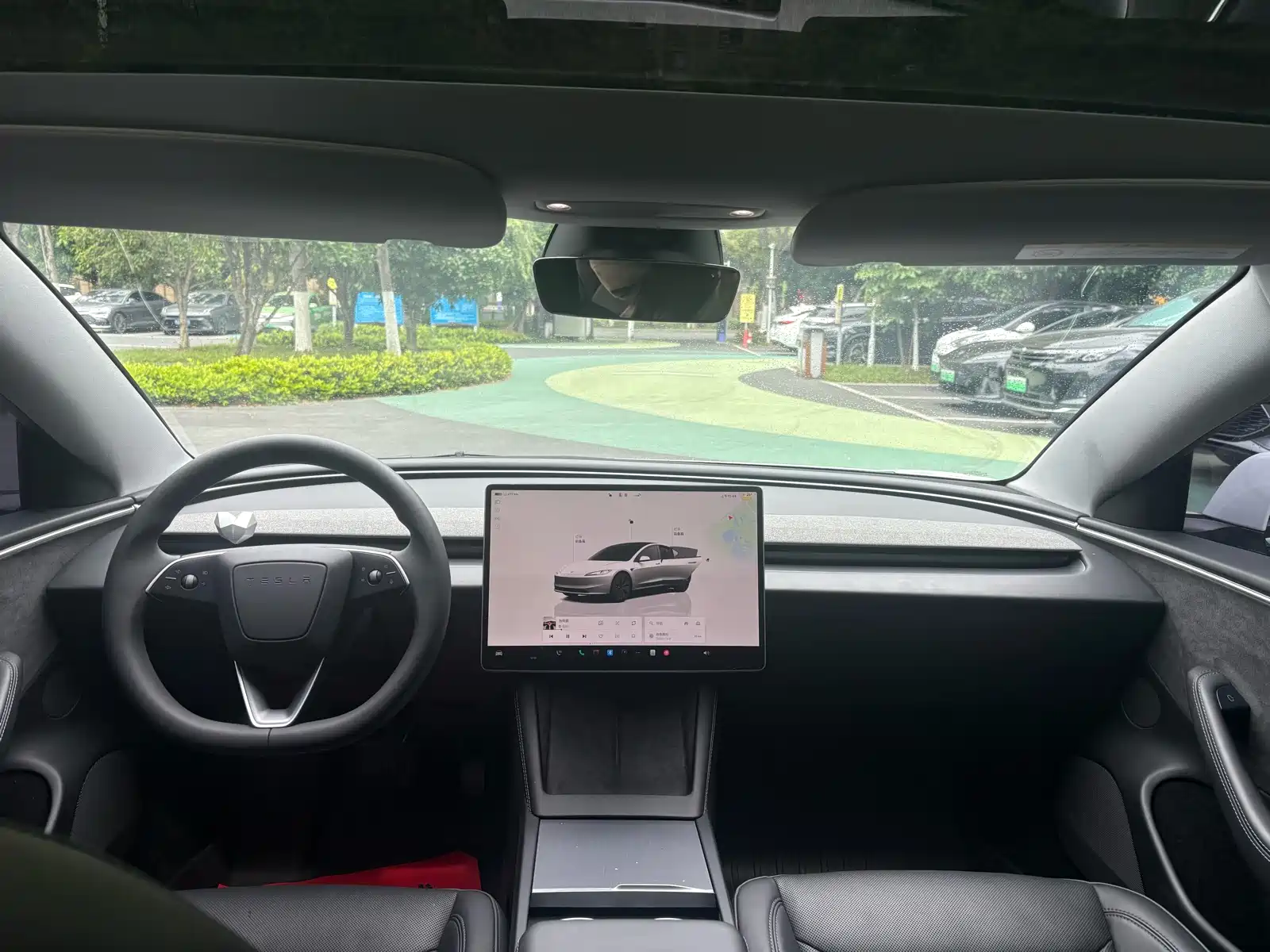 Фото 9 - Tesla Model 3