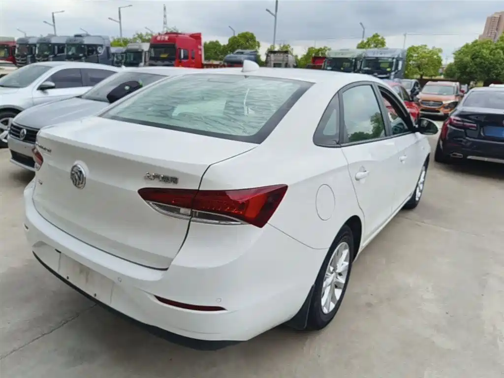 Buick Excelle 2018 15T DCT Progressive (China V) фото 7
