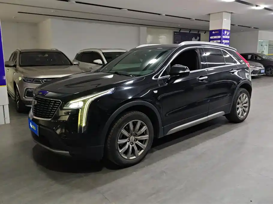 Cadillac XT4 2020 Facelift 28T 4WD Leading