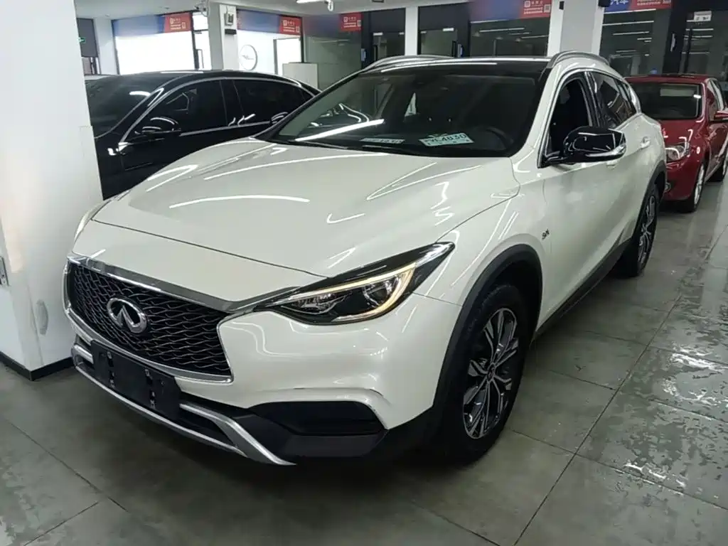 Infiniti QX30 2017 2017 Model 2.0T 4WD Fashion