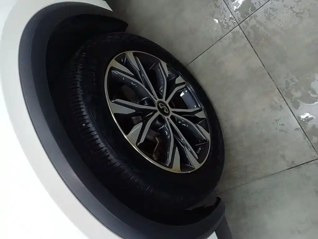 Infiniti QX30 2017 2017 Model 2.0T 4WD Fashion