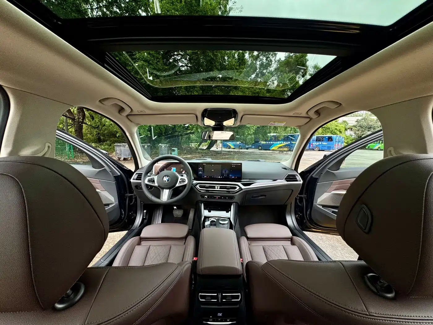 BMW 3 Series 2024 320Li M Sport Package фото 11