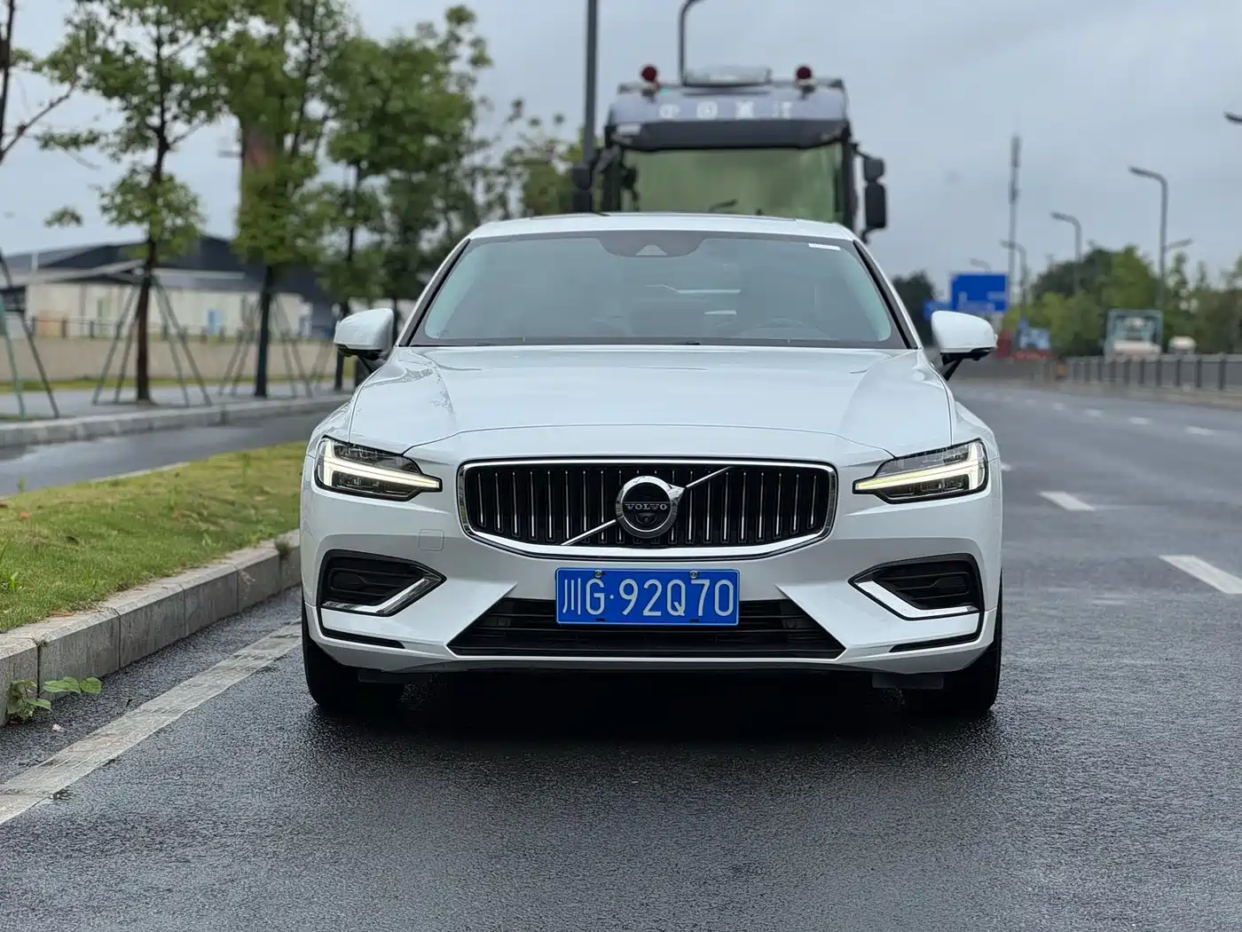 Photo 2 - Volvo S60