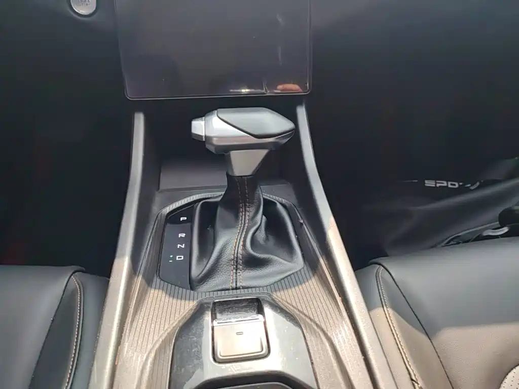 Dongfeng Aeolus Yixuan 2025 2025 1.5L Auto Luxury