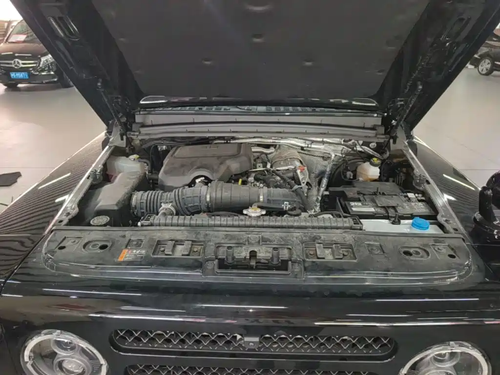 212 T01 2025 2024 2.0T Explorer
