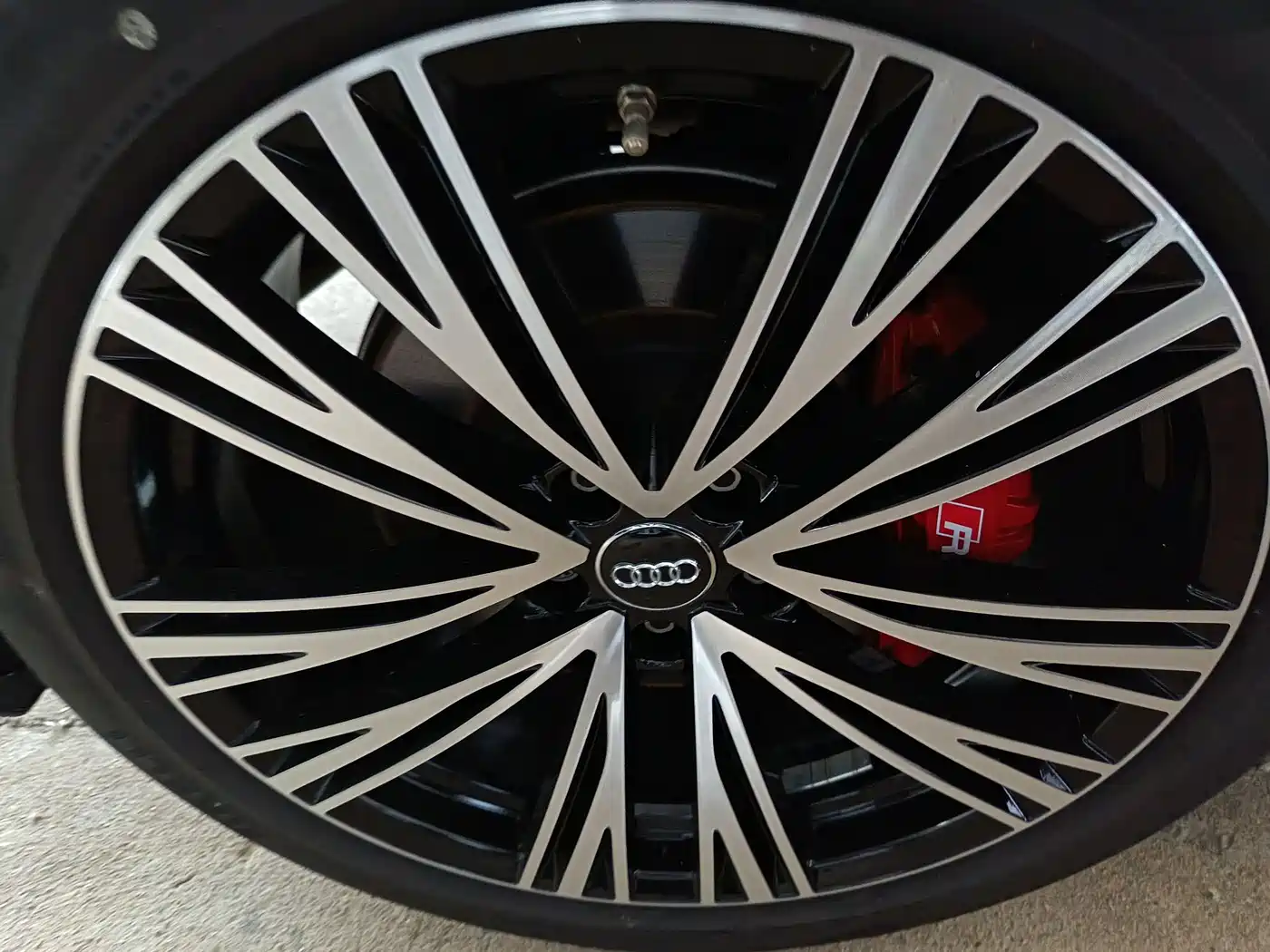 Audi A6L 2024 45 TFSI Premium Dynamic фото 18
