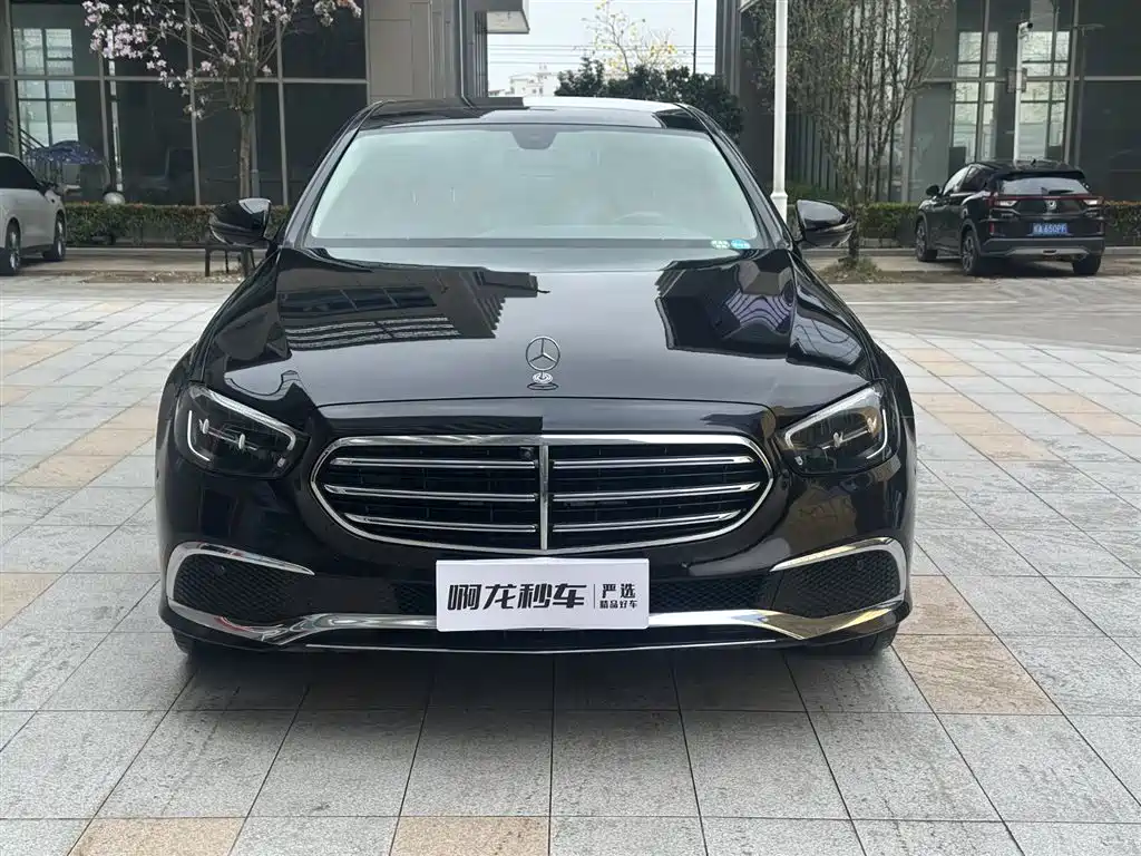  E CLASS