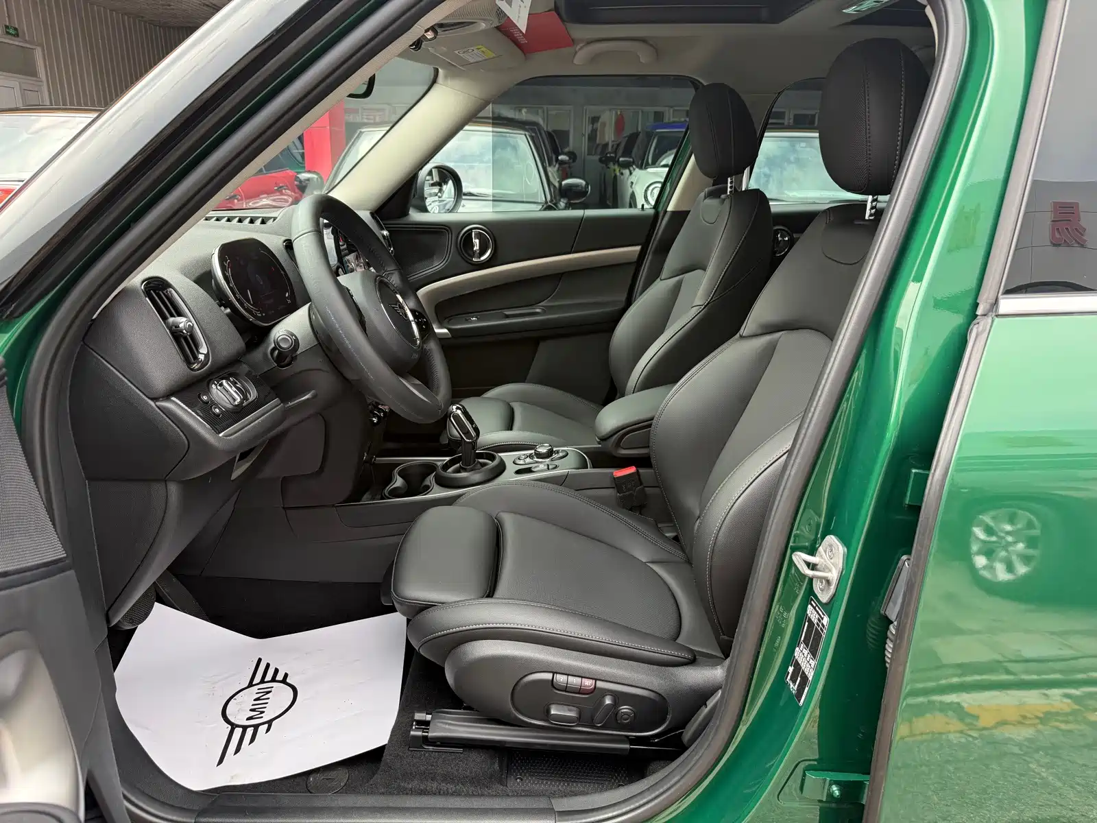 Photo 11 - MINI COUNTRYMAN