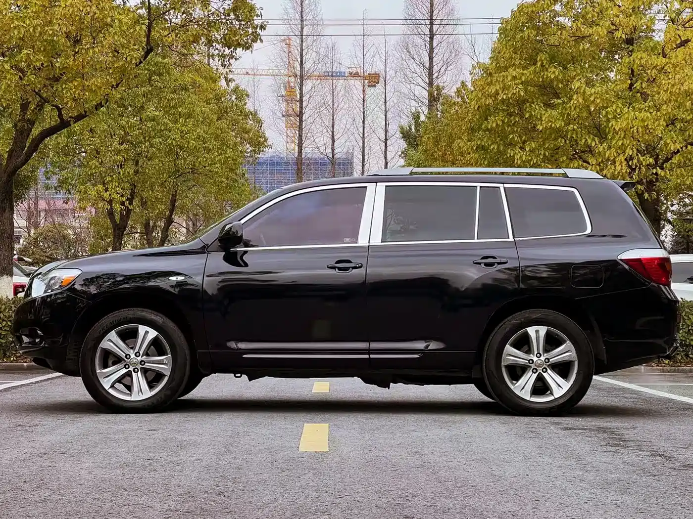 Toyota Highlander 2009 2.7L 2WD 7-seater Luxury Edition фото 8