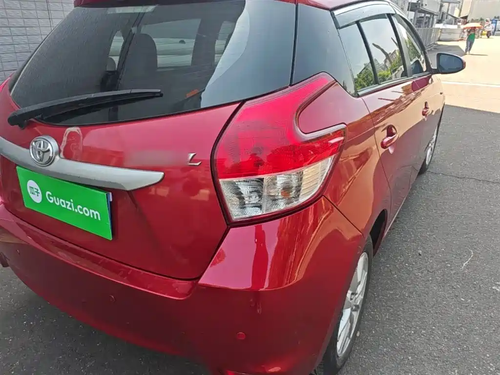 Toyota YARiS L Zhi Xuan 2015 1.5G Auto Sunroof Special Edition фото 24