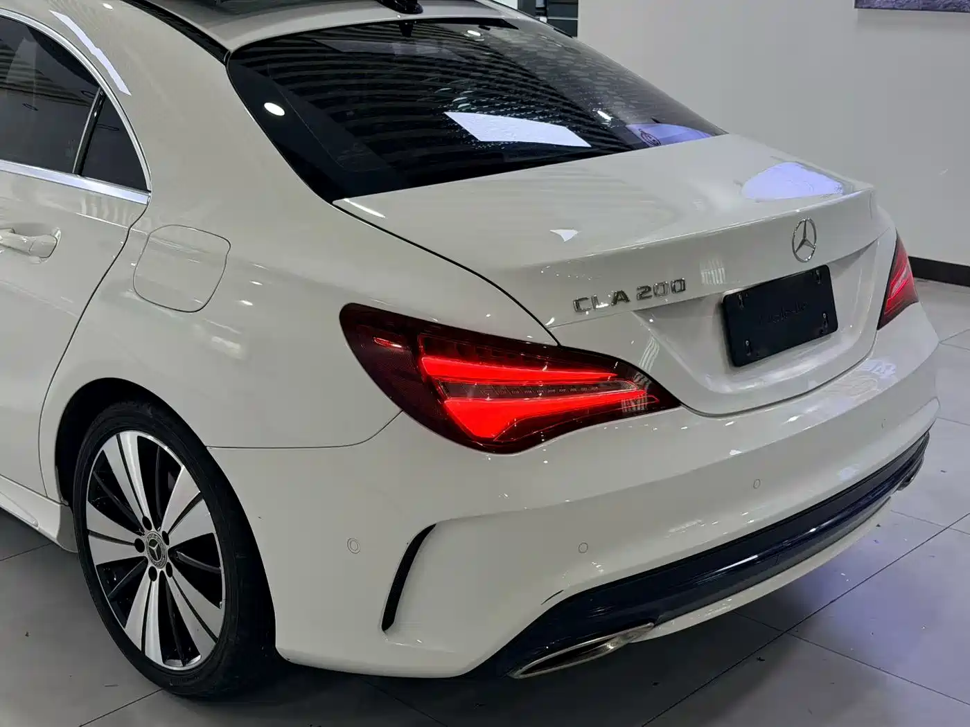 Mercedes-Benz CLA (Import) 2017 Facelift CLA 200 Style фото 6