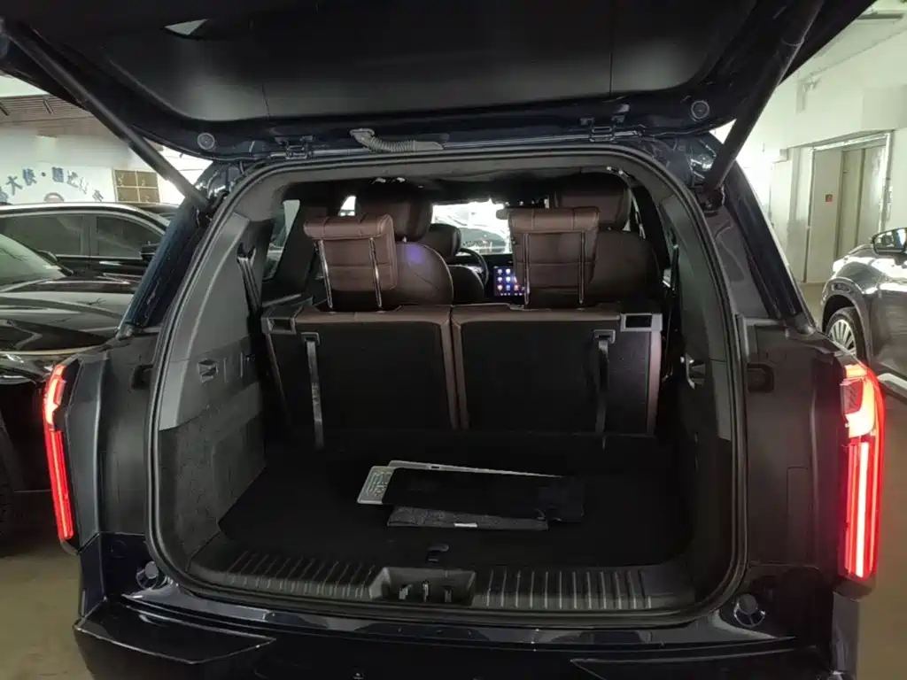 Exeed Landmark C-DM 2025 2025 180 Ultra Long Range Max AWD 6-Seater