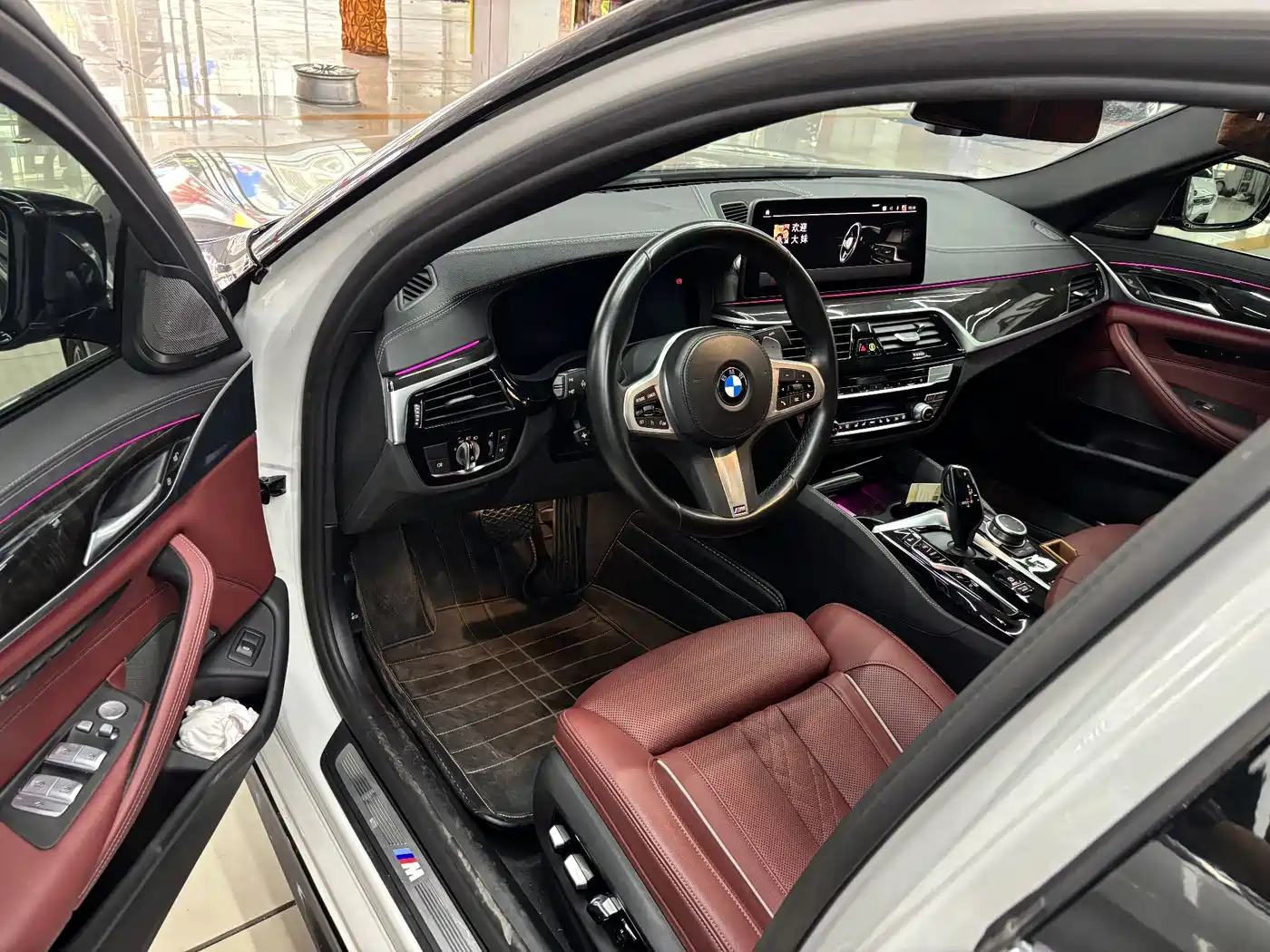 BMW 5 Series 2022 530Li Exclusive M Sport Package фото 4