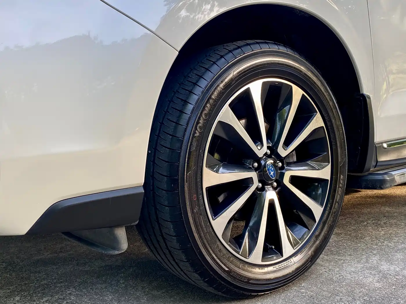 Subaru Forester 2016 2.5i Prestige Navigation Edition фото 4