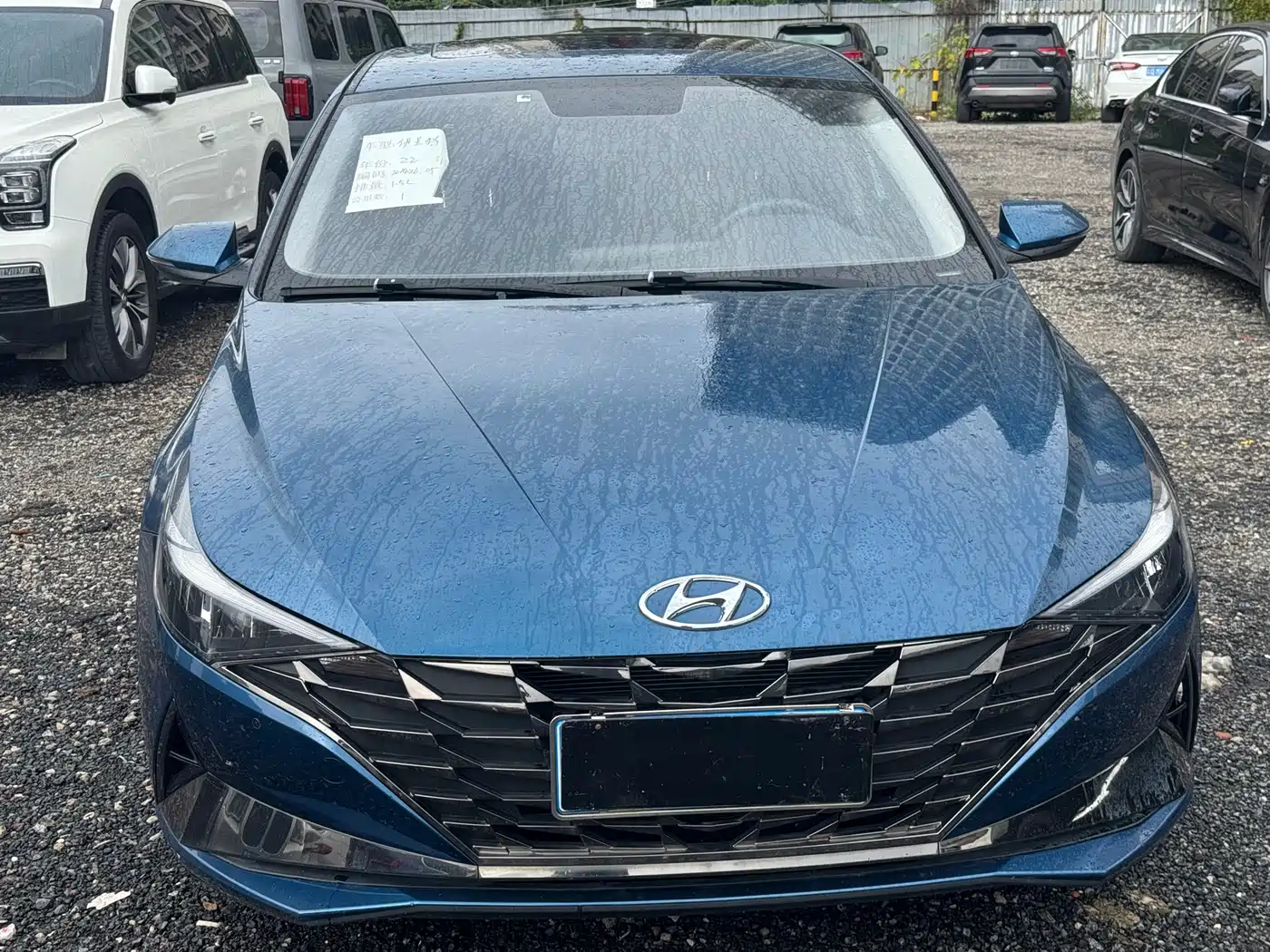 Hyundai Elantra 2021 1.5L CVT GLX Elite Edition фото 3