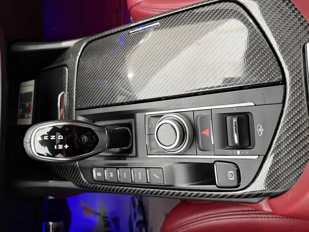 Фото 20 - Maserati Levante