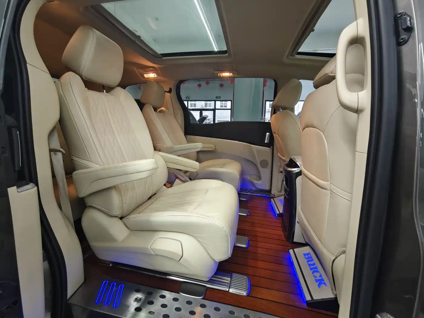 Buick GL8 2023 Land Business Class Smart Premium фото 16