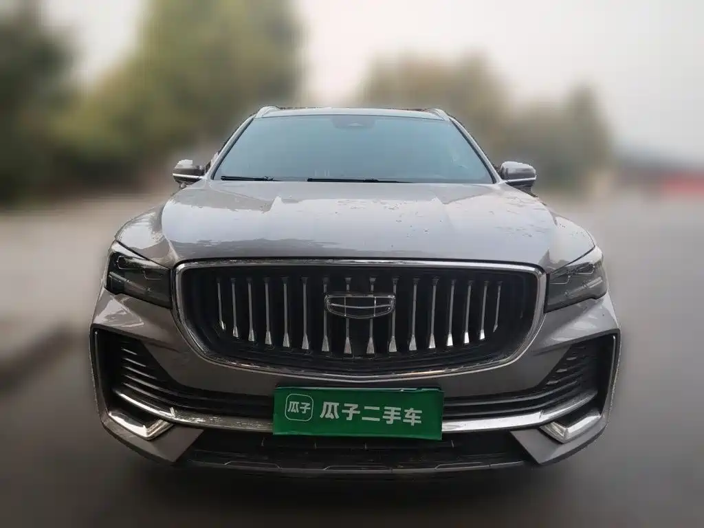 Фото 2 - Geely Monjaro